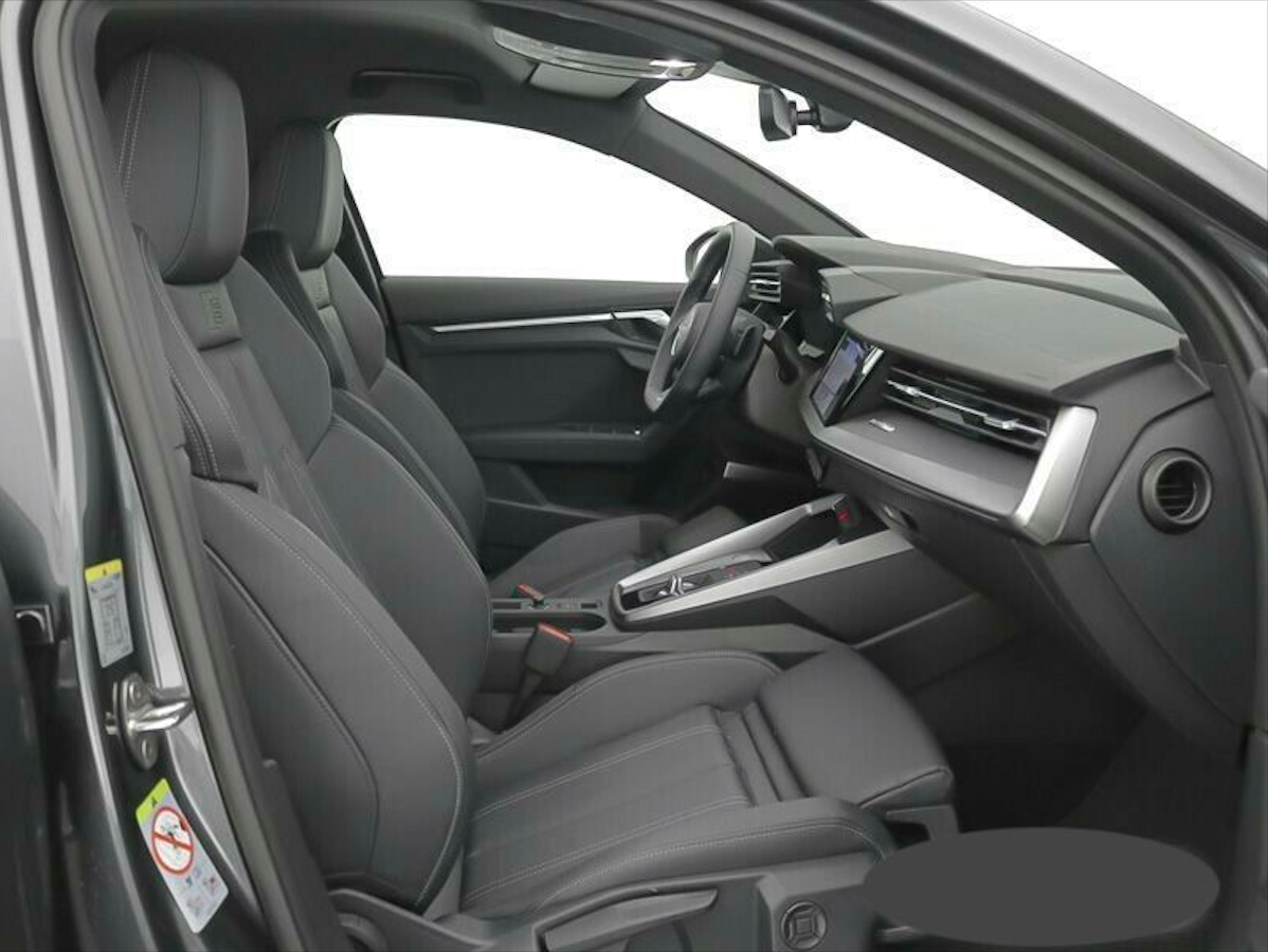 AUDI A3 SPortback 40 TFSI quattro S-Line | předváděcí auto | skladem | od autorizovného prodejce | šedá metalíza | super cena | onlne nákup | online prodej | autoibuy.com